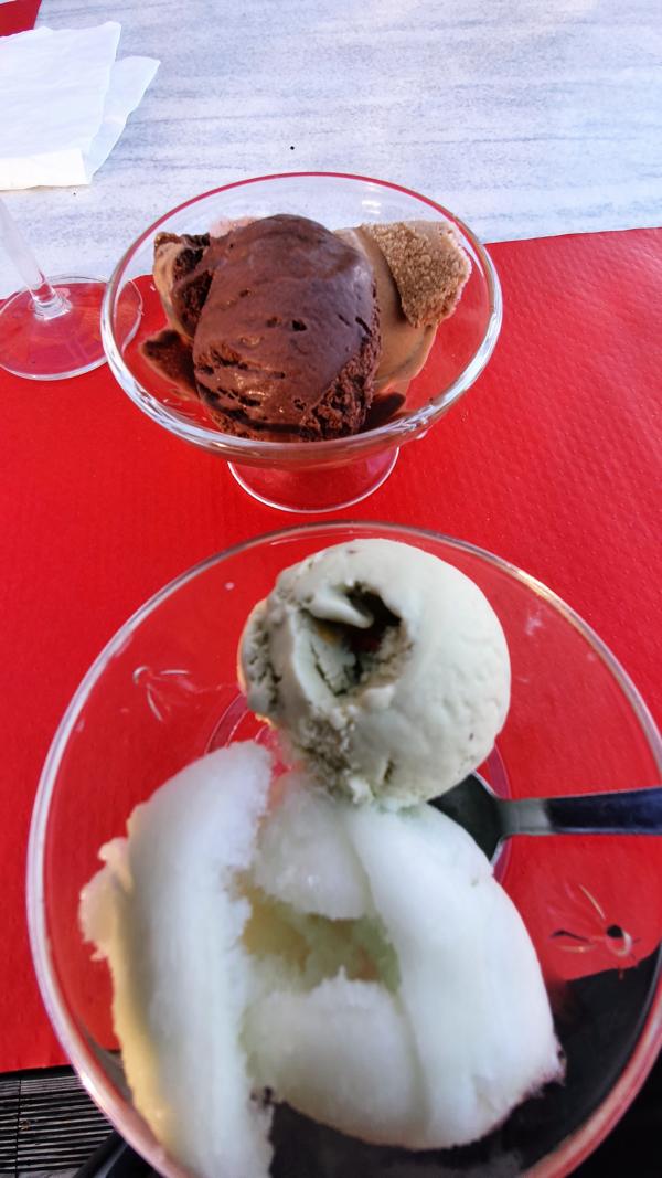 Und den Abschluss bildete Speiseeis nach Geschmackswunsch.
