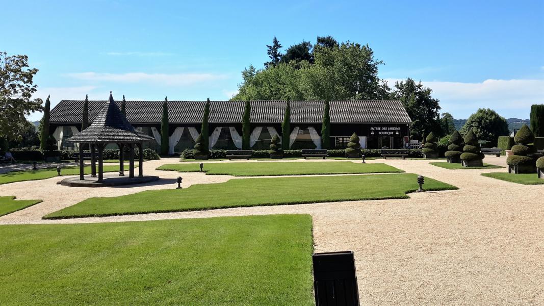 Eingang zur Gartenanlage Eyrignac 