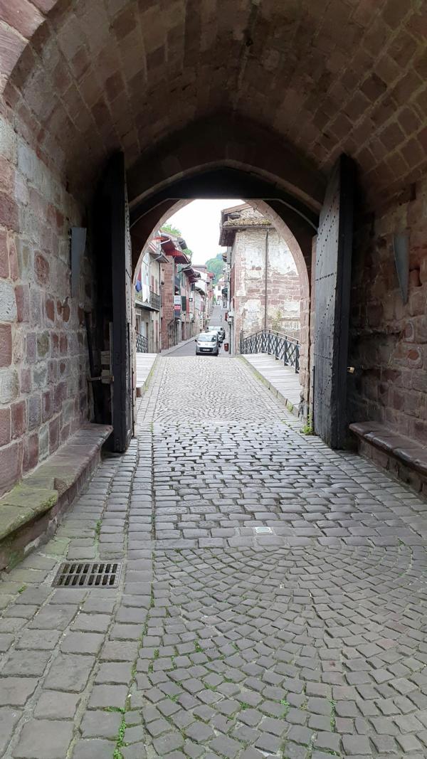 Eingang in die Altstadt von Saint-Jean-Pied-de-Port
