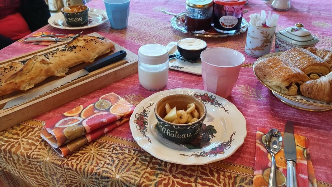 Frühstücksangebot im Chateau de Druon