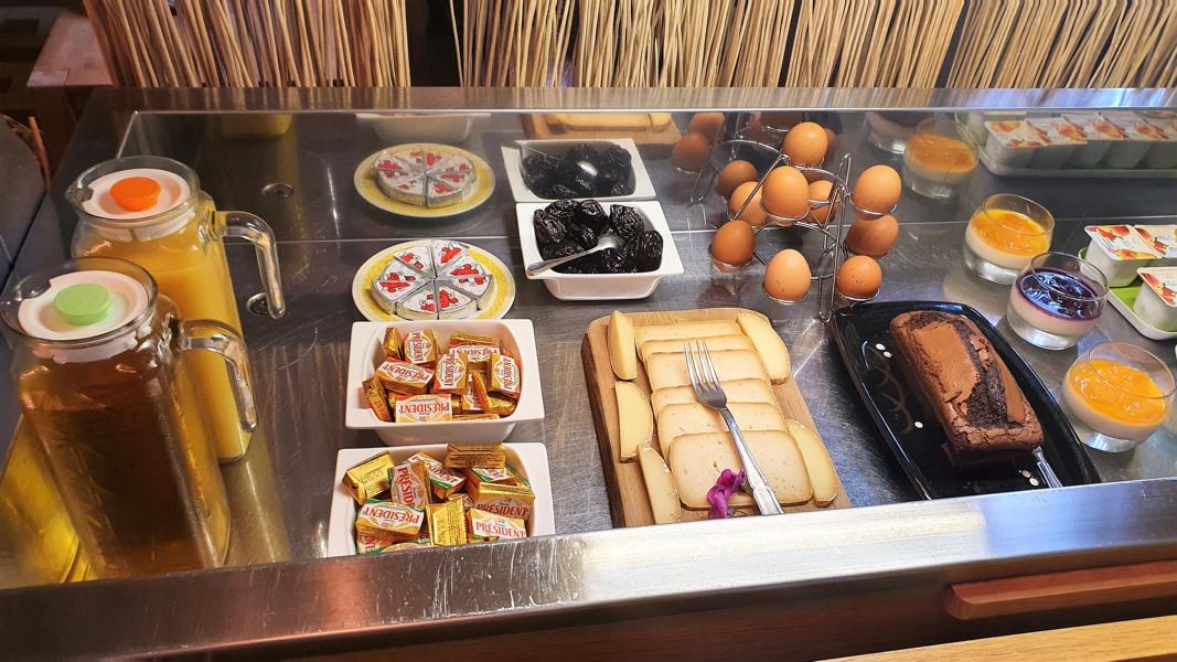 Frühstücksangebot im Hotel Auberge La Barguillere 