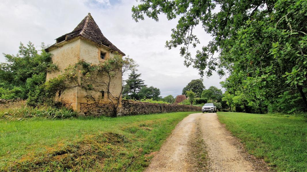 Zufahrt zum Jardin du Colombier