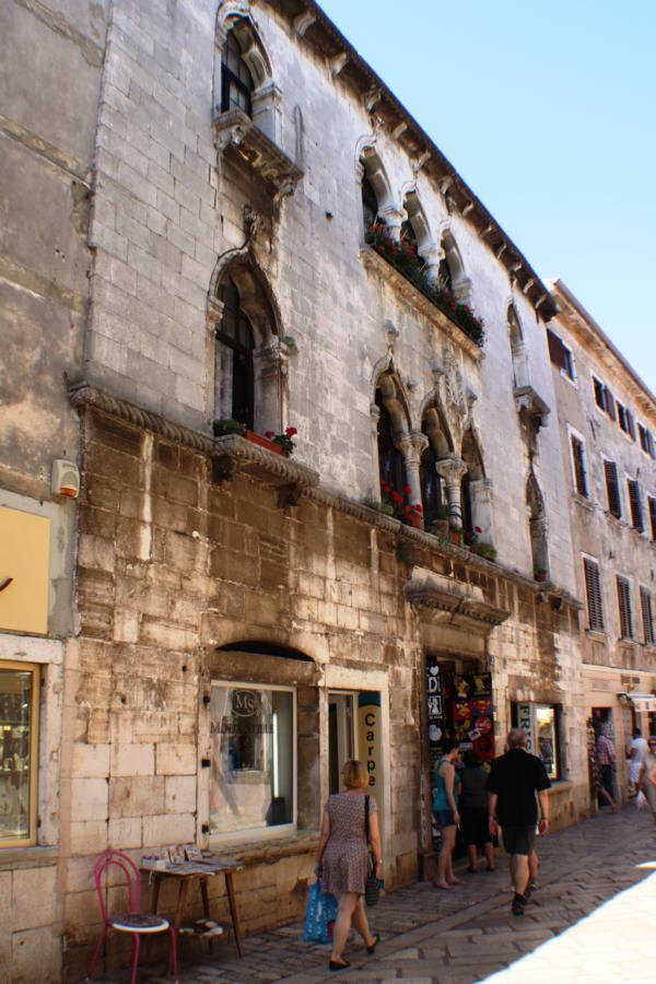 Romanisches Haus in Porec.