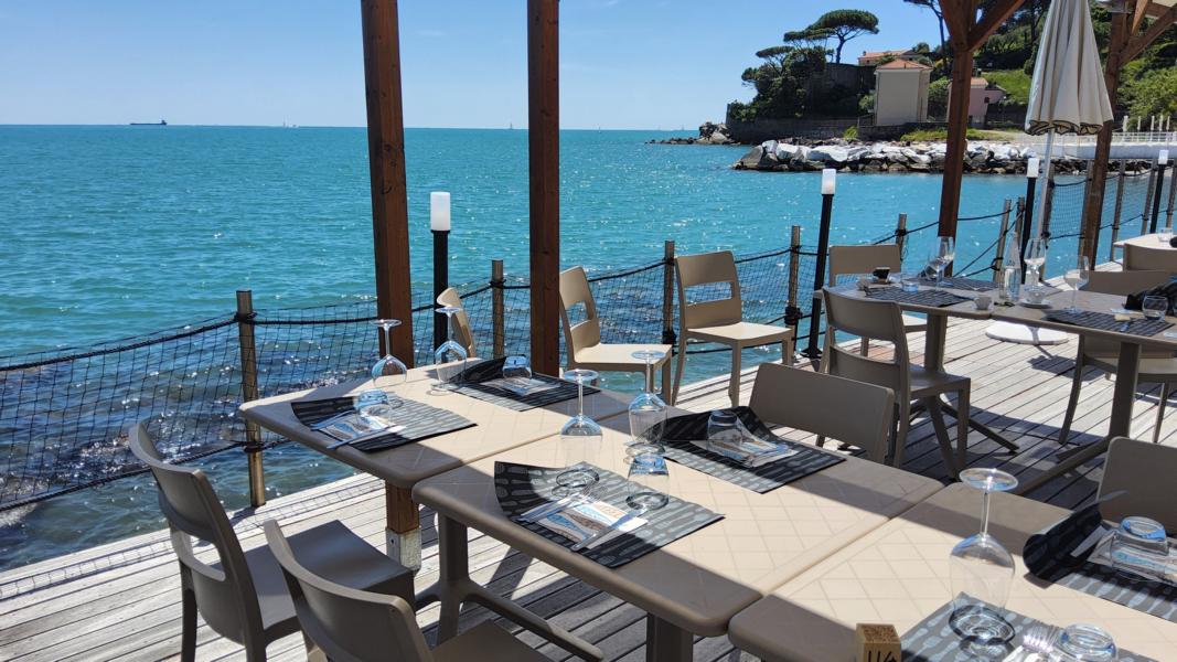 Gaststätte am Meer in Bocca di Magra