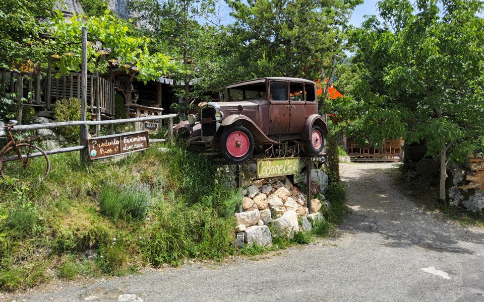 Cabane Cafe