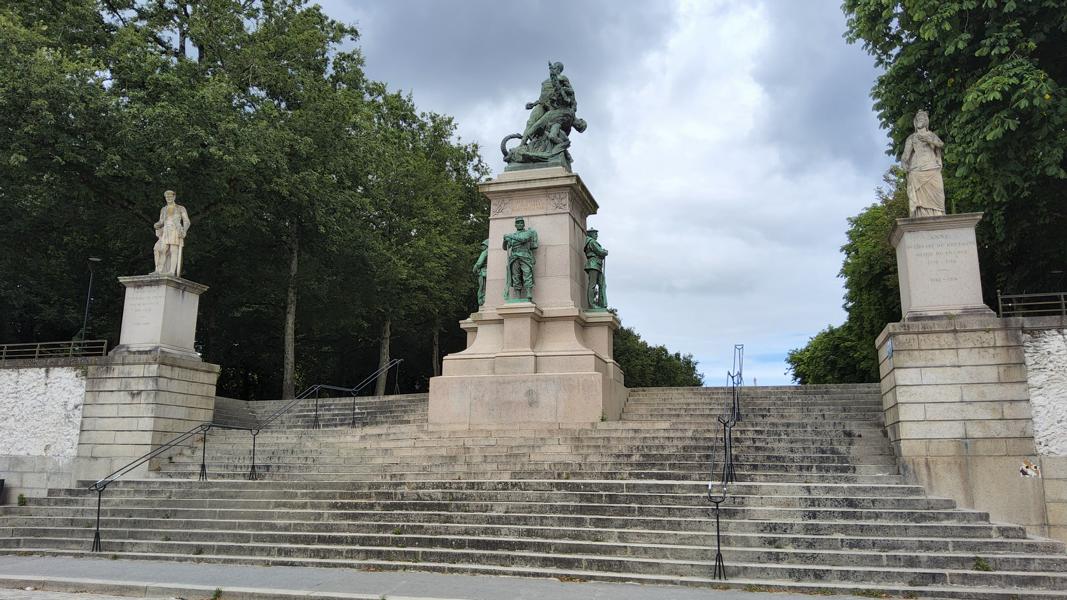 Eingang zu einem öffentlichen Park