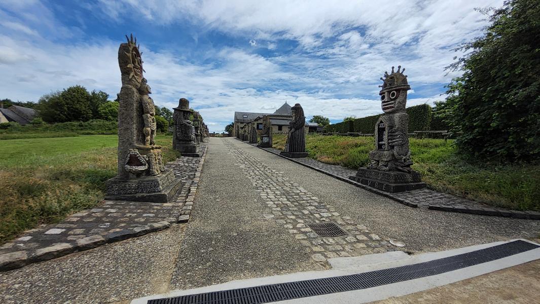 Foto von Museum Robert Tatin - Haras de Pin - Domaine des Thomins