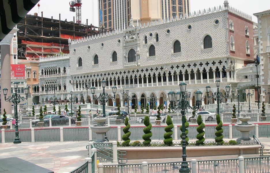 Venedig in der Wüste: Mit unglaublicher Liebe zum Detail wurde u. a. der Dogen-Palast nachgebaut. 