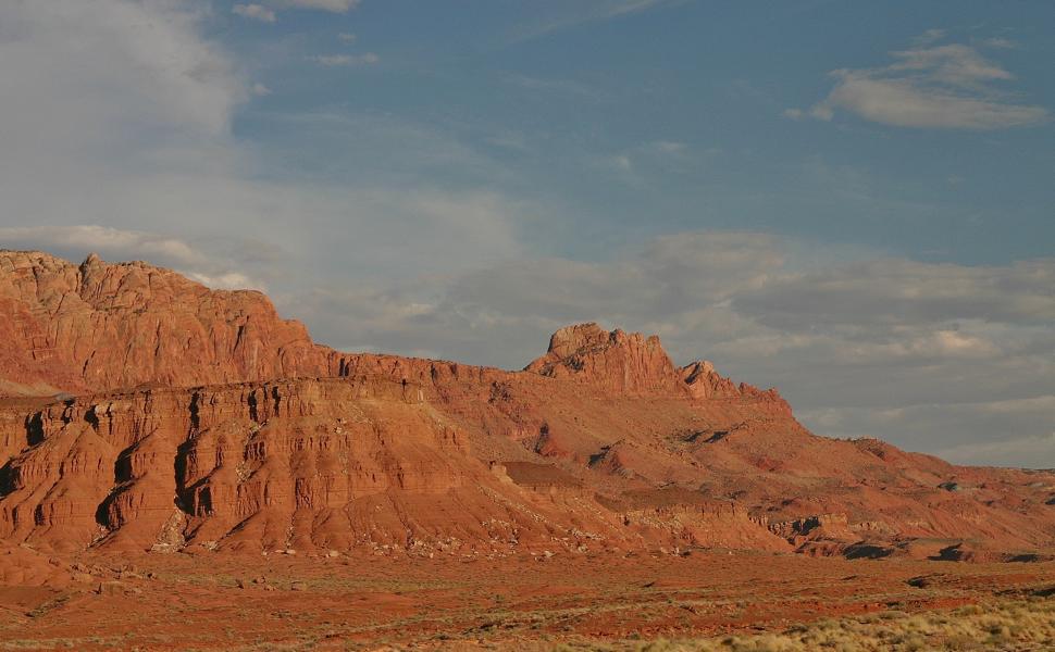 Auch als die Sonne nicht mehr auf das Gebirge beim Marble Canyon schien, verblasste nicht die Schönheit dieser Landschaft.