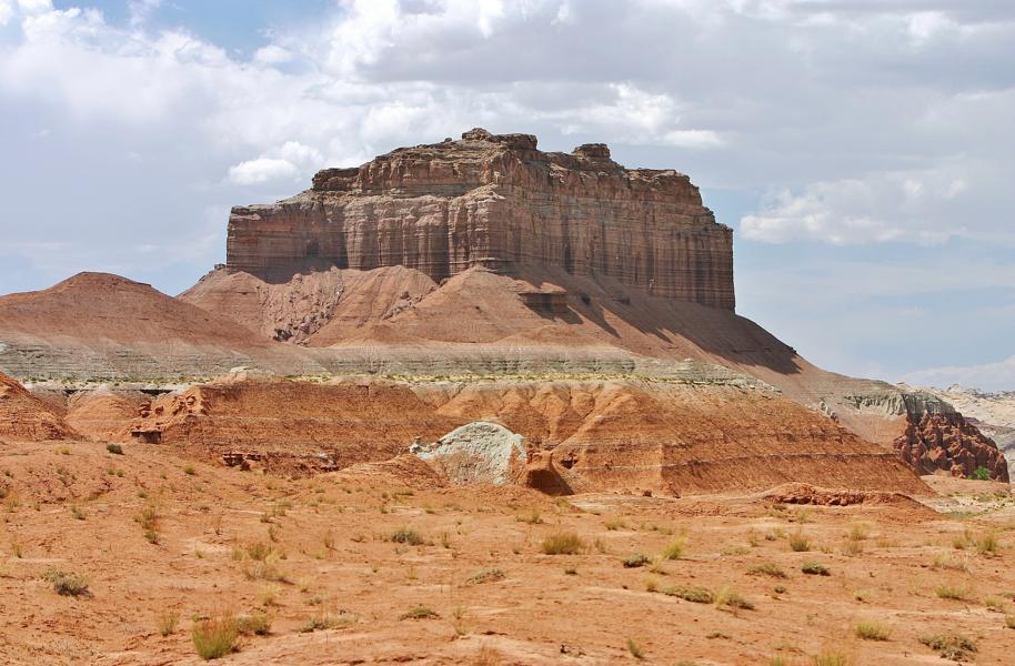 Blick von der Temple Mountain Road auf die Landschaft.