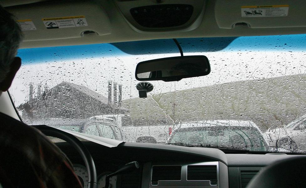 Als uns eine massive Regenfront in fast 3000 m Höhe begegnete, mussten wir leider die Tour abbrechen.
