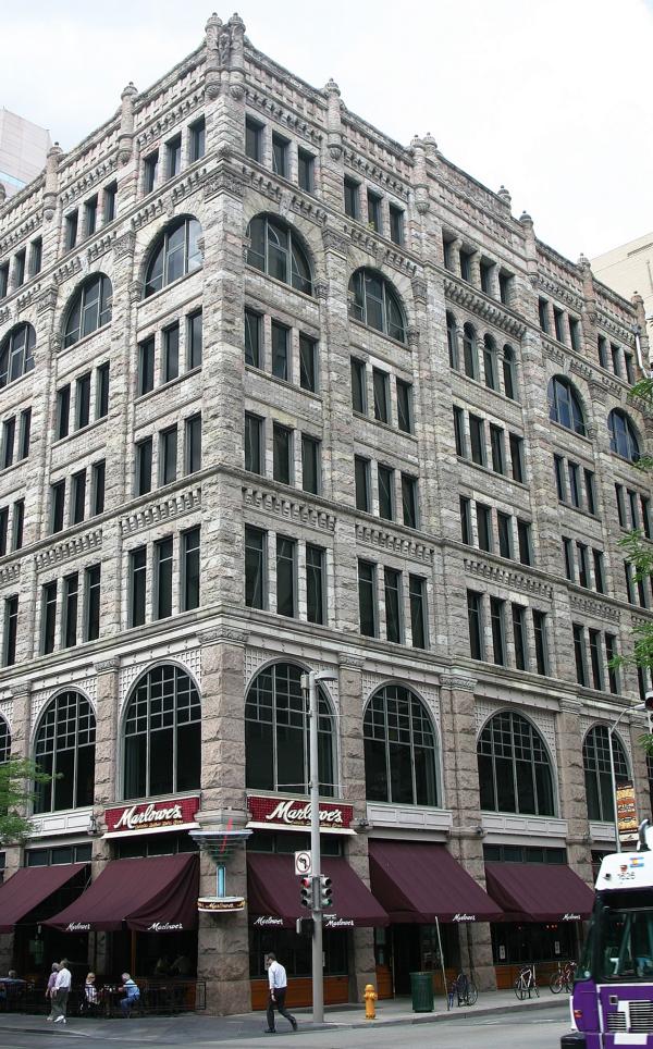 Eines der älteren Hotels in der Stadt.