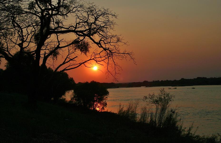 So freuten wir uns am wunderschönen Sonnenuntergang.