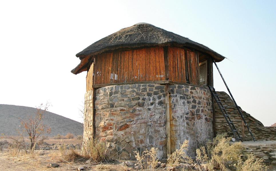 Zu diesem Wasserturm, der gleichzeitg als Beobachtungsturm ausgebaut ist, ließen wir uns am folgenden Tag  fahren.