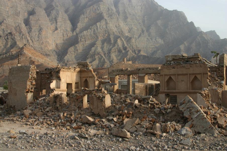 Vom Erdbeben zerstörte Siedlung vor Ash-Sham. 
