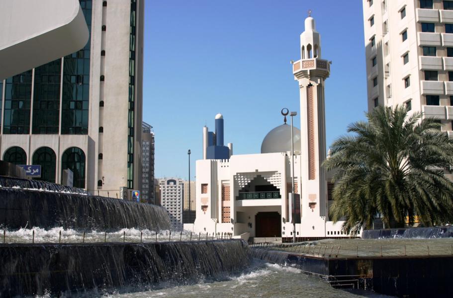 Wasserspiele im Stadtzentrum von Abu Dhabi.