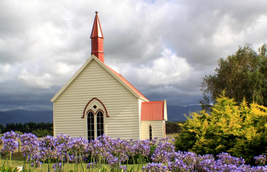 Einsame Kirche, die die Farmer errichteten.