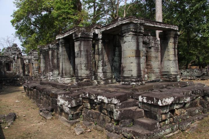 Relikte im Tempel Phimean Akas 