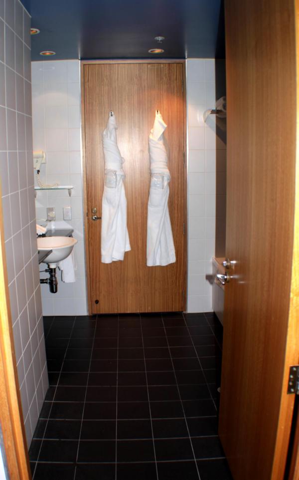 Das Bad im Hotel.