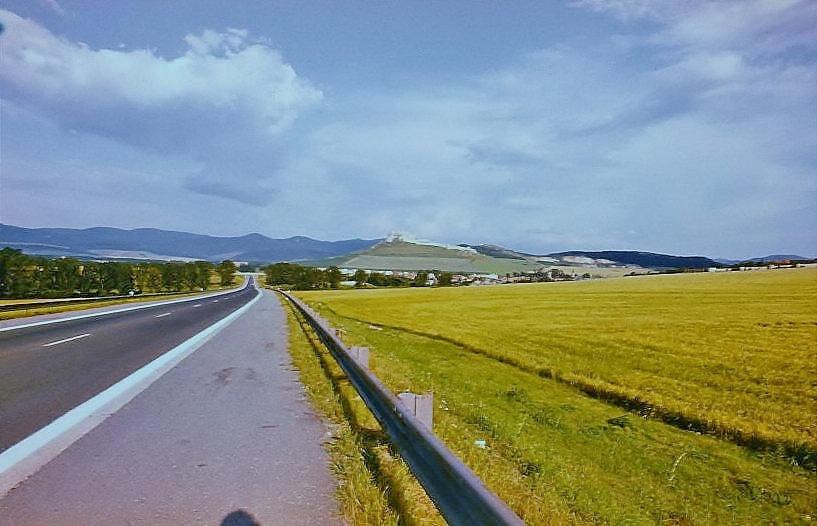 Noch auf dem Territorium der Slowakei in Richtung Uschhorod.