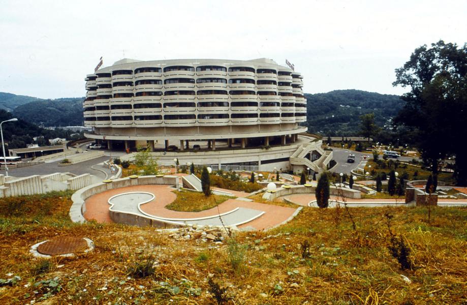 Zu diesem Hotel gehörte eine Minigolf-Anlage.