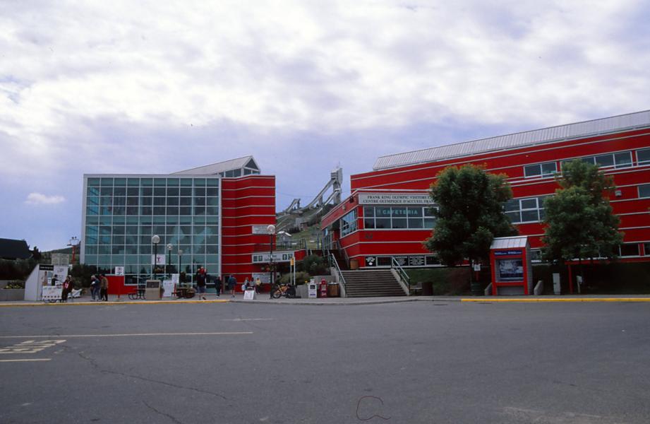 Eissporthalle