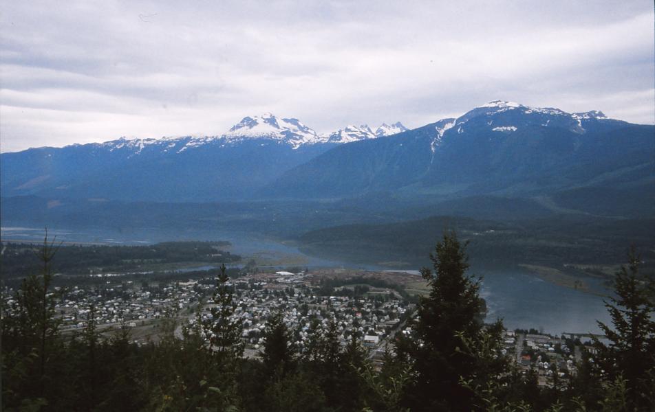 Blick vom Mount-Revelstoke-Nationalpark auf Revelstoke.