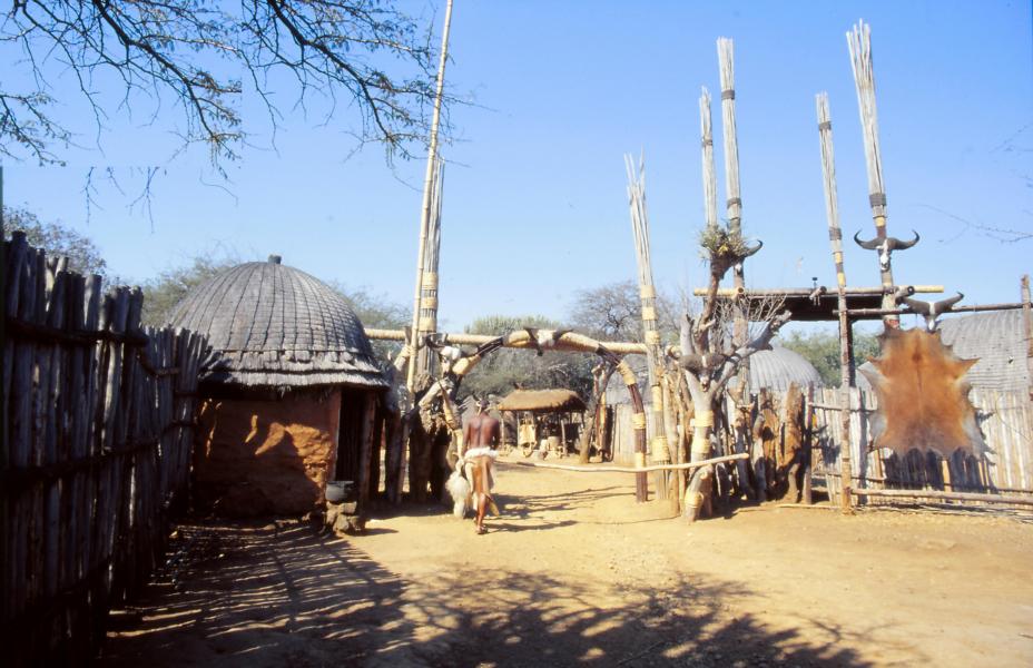 Eingang zum Shakaland. 