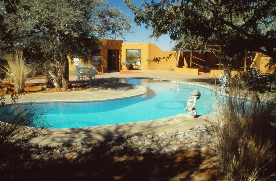 Eingang zur Lodge.