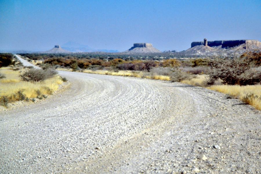 Die Vingerklip Lodges liegt bei den Ugab-Terrassen.