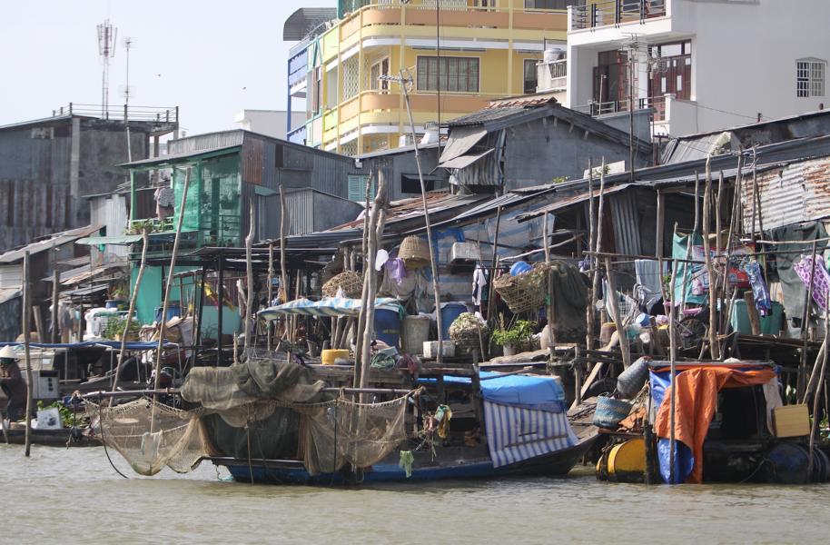 Wohnhäuser am Mekong.