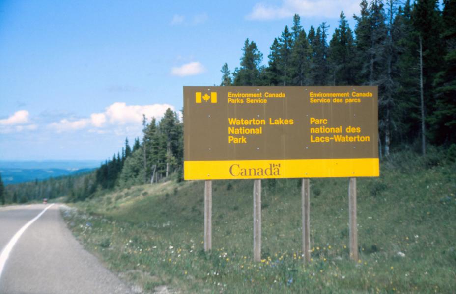 Wir unternahmen eine Tour nach Kanada in den Waterton-Lake-Nationalpark. Der liegt im Süden der kanadischen Provinz Alberta direkt an der Grenze zum US-amerikanischen Bundesstaat Montana. 