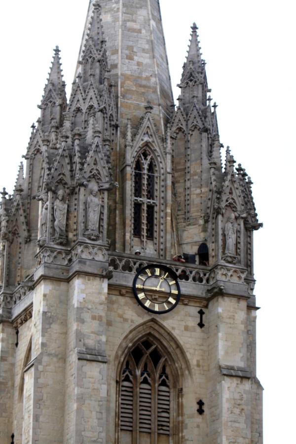 Von diesem Kirchturm hat man einen sehr schönen Blick auf Oxford.