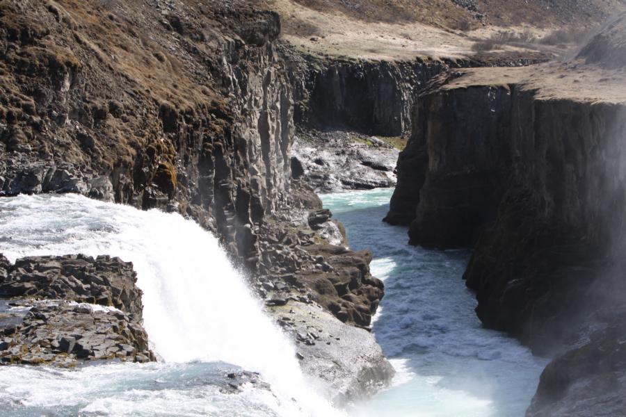 Der tiefste Punkt des Gullfoss. 