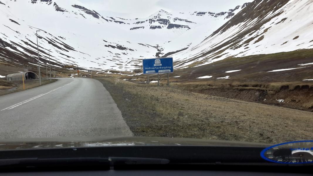 Der Tunnel Héðinsfjarðargöng 