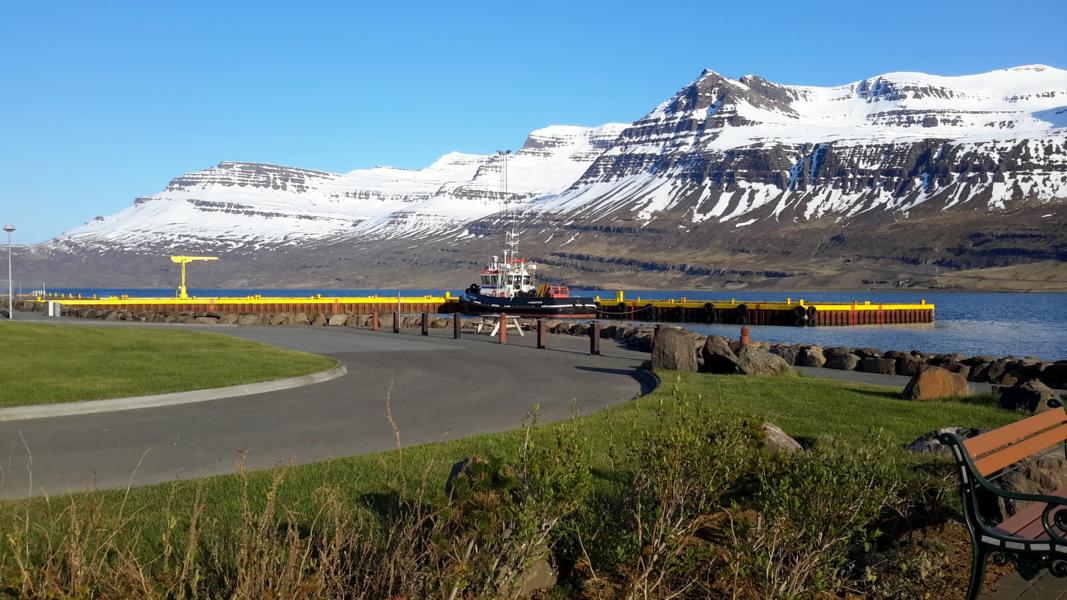 Hafen von Reydarfjördur