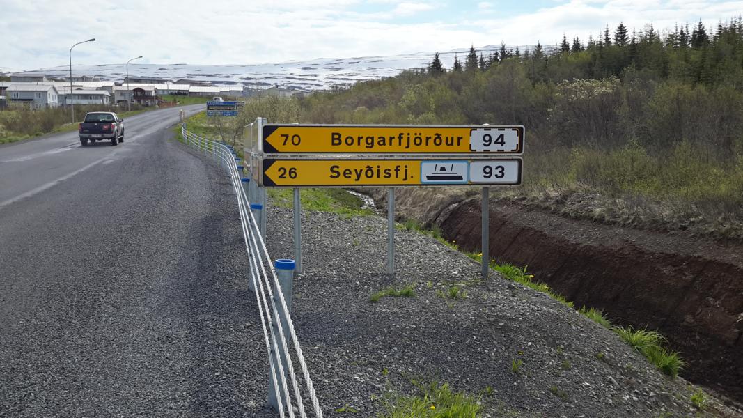 Die Strecke von Egilsstadir nach Borgarfjördur (Nr. 94) ist geschottert.