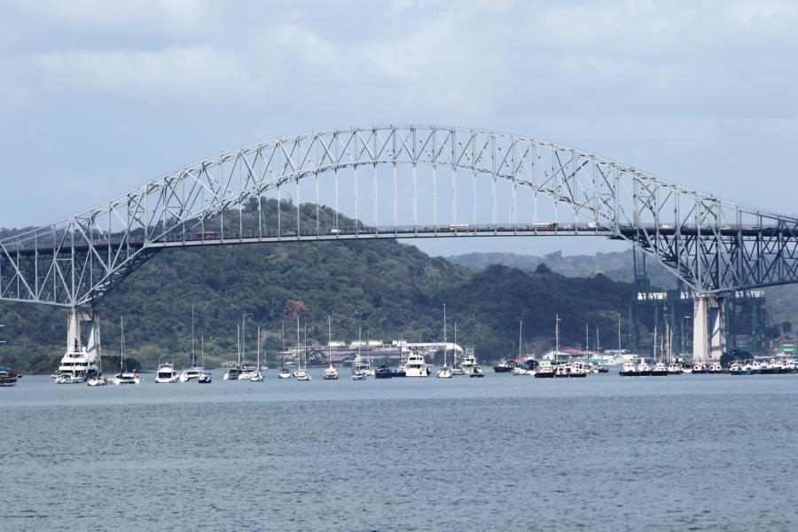 Blick auf die Puente de las Américas 